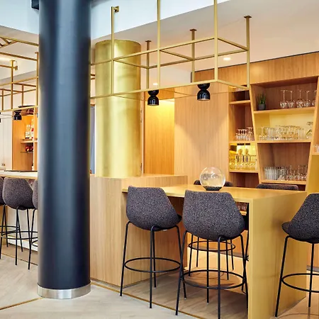 Hotel Mercure Paris La Defense Grande Arche 4*