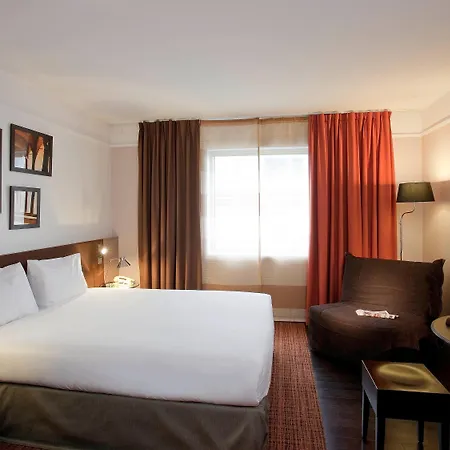 ホテル メルキュール パリ ラ デファンス グランデ アーシュ