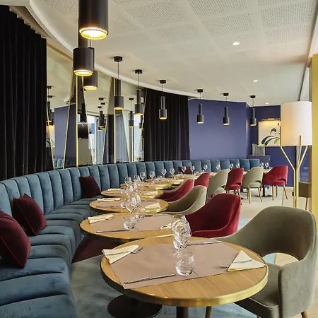Mercure Paris La Defense Grande Arche