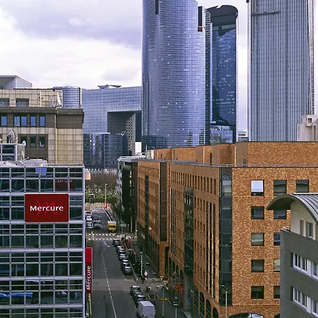Mercure Paris La Defense Grande Arche 4*