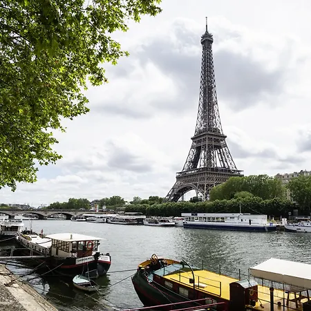 ホテル メルキュール パリ ラ デファンス グランデ アーシュ