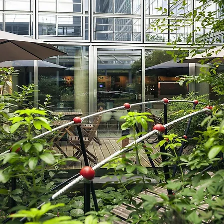 メルキュール パリ ラ デファンス グランデ アーシュ ナンテール