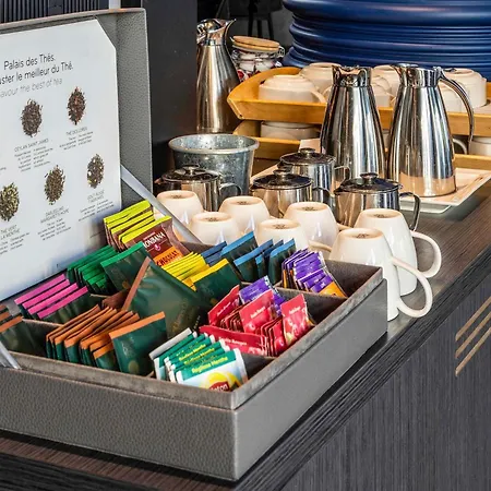 Mercure Paris La Defense Grande Arche Hotel 4*