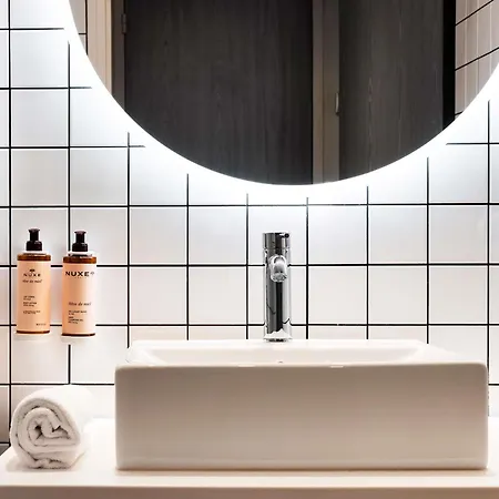 Mercure Paris La Defense Grande Arche 4*
