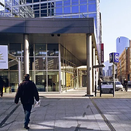Mercure Paris La Défense Grande Arche Hotel Nanterre