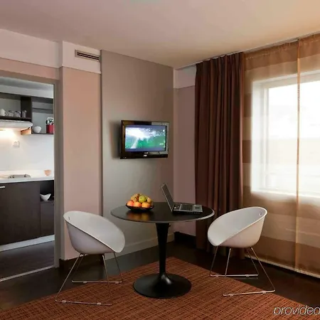 Hotel Mercure Paris La Défense Grande Arche