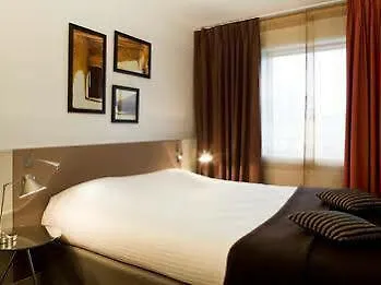 Mercure Paris La Defense Grande Arche