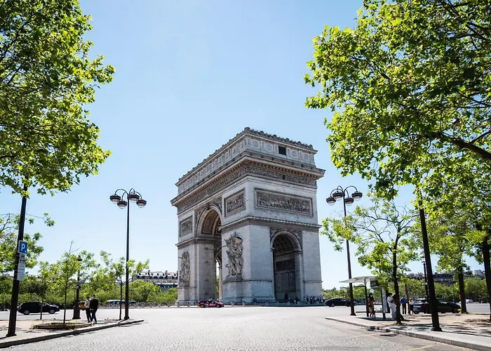 メルキュール パリ ラ デファンス グランデ アーシュ ホテル ナンテール