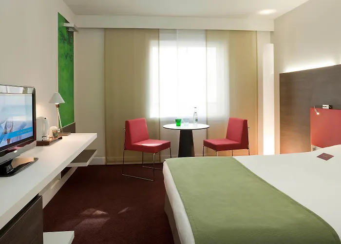 ホテル メルキュール パリ ラ デファンス グランデ アーシュ