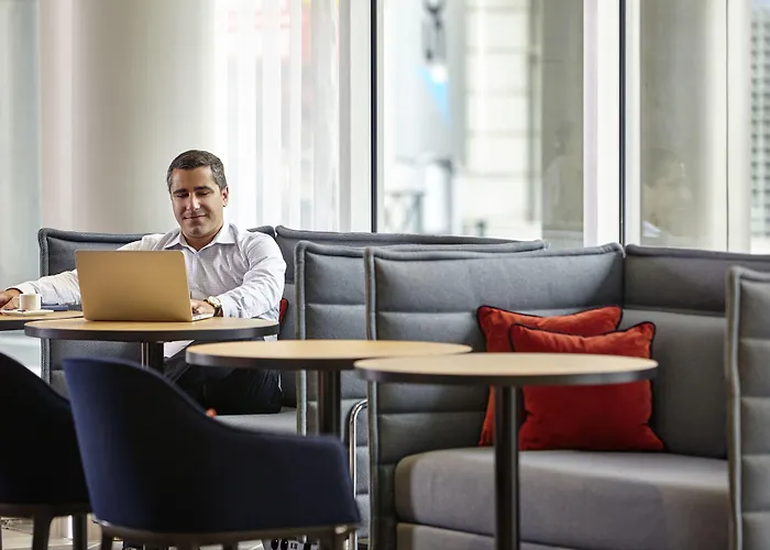 メルキュール パリ ラ デファンス グランデ アーシュ ホテル