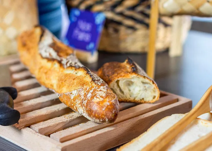 ホテル メルキュール パリ ラ デファンス グランデ アーシュ ナンテール