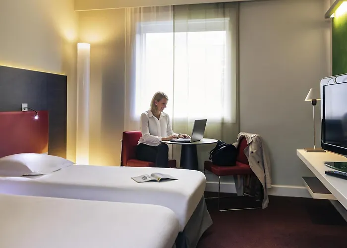 メルキュール パリ ラ デファンス グランデ アーシュ ナンテール