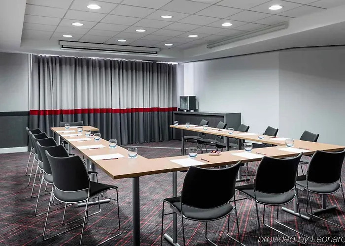 メルキュール パリ ラ デファンス グランデ アーシュ ホテル ナンテール