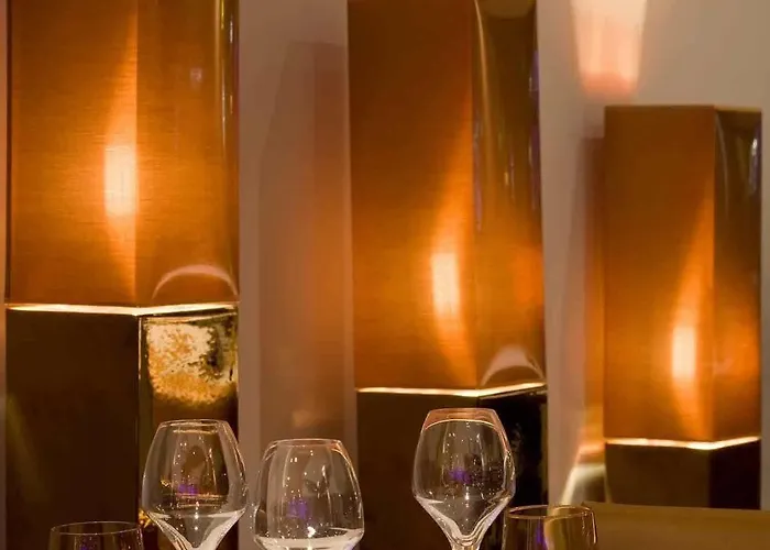 メルキュール パリ ラ デファンス グランデ アーシュ 4*