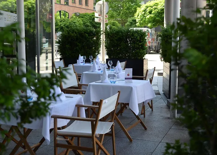 メルキュール パリ ラ デファンス グランデ アーシュ ナンテール