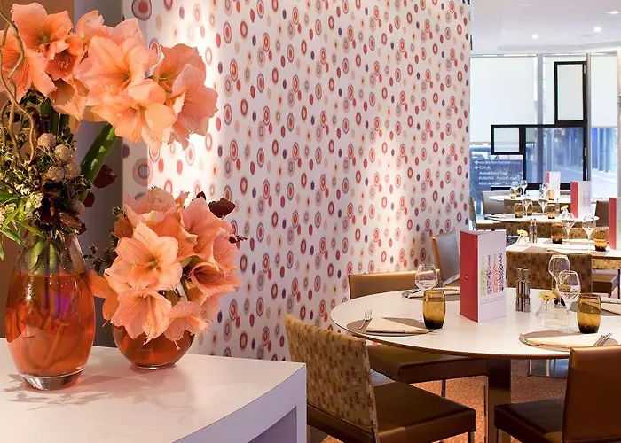 メルキュール パリ ラ デファンス グランデ アーシュ ホテル ナンテール